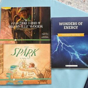 The Good and the Beautiful Kids Book & Science Unit Set - Blue & Brown Covers